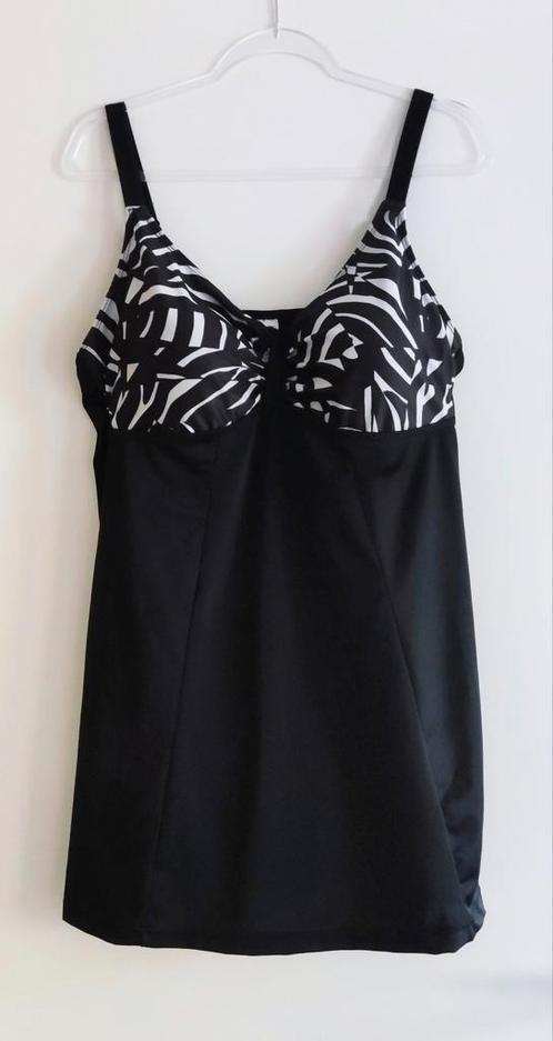 Janina zwart badpak jurkje / zwemjurk maat 48, Kleding | Dames, Badmode en Zwemkleding, Zo goed als nieuw, Badpak, Zwart, Ophalen of Verzenden