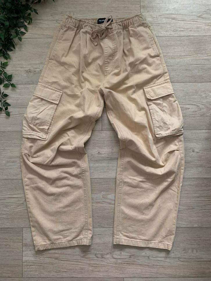 Beige cargo broek Pull & Bear, Kleding | Heren, Broeken en Pantalons, Zo goed als nieuw, Maat 46 (S) of kleiner, Beige, Ophalen of Verzenden