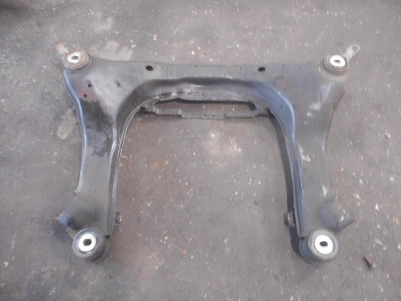 Subframe Voor Audi A4 (B6) (2000-11/2005-01), Gebruikt, Auto-Union-Straße  1, Ingolstadt 85057, , Duitsland, Info@audi.de, Audi