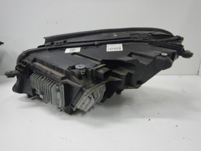 Koplamp rechts Mercedes S-Klasse (22722990), Auto-onderdelen, Verlichting, Gebruikt, Ophalen