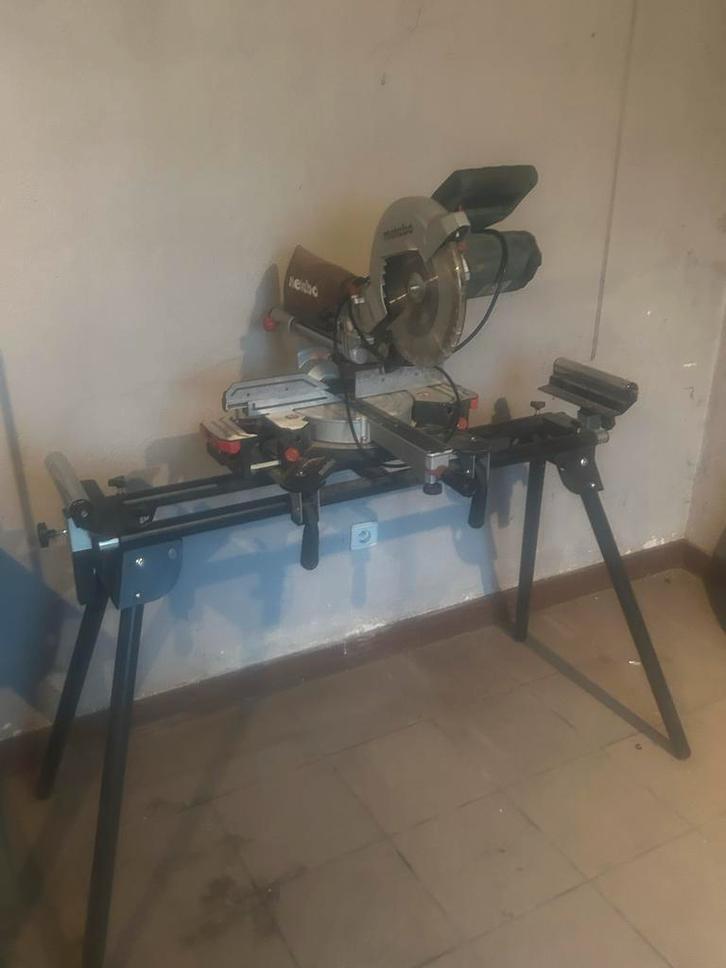 Metabo Afkortzaag - Perfect voor elke klus!, Doe-het-zelf en Verbouw, Gereedschap | Zaagmachines, Zo goed als nieuw, Afkortzaag