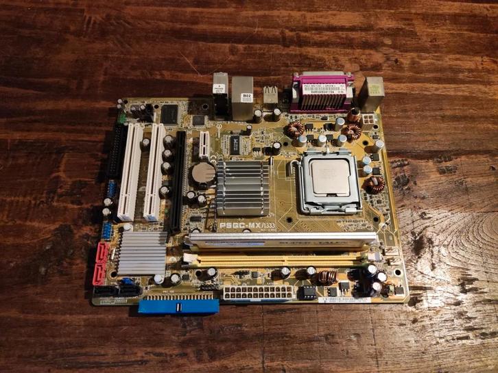 Asus P5GC-MX/1333 LGA775 moederbord, Computers en Software, Moederborden, Gebruikt, Intel, DDR2, Ophalen of Verzenden