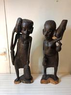 2 grote ( 75 cm hoog ) gesneden Afrikaanse beelden, Antiek en Kunst, Ophalen of Verzenden