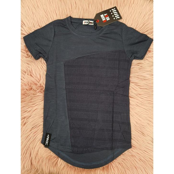 T-shirt - Donker blauw Maat 134/140, Kinderen en Baby's, Kinderkleding | Maat 134, Nieuw, Jongen, Shirt of Longsleeve, Ophalen of Verzenden