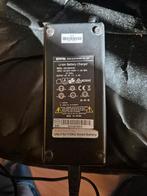 SANS Li-ion Batterijlader SSL0984V42, Fietsen en Brommers, Fietsaccessoires | Fietsaccu's, Ophalen, Gebruikt