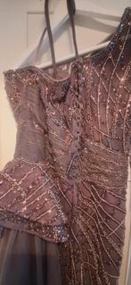 Auberginekleurige avondjurk met kralen, Kleding | Dames, Gelegenheidskleding, Maat 38/40 (M), Overige typen, Paars, Ophalen of Verzenden