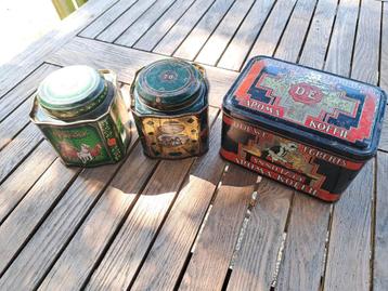 3 Oude Douwe Egberts Blikken en Pickwick Blik beschikbaar voor biedingen