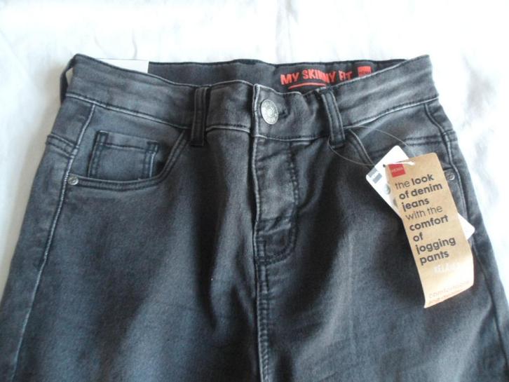 HEMA jeans spijkerbroek grijs zwart mt 158 NIEUW, Kinderen en Baby's, Kinderkleding | Maat 158, Nieuw, Meisje, Broek, Ophalen of Verzenden