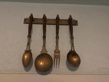 French vintage kitchen brass utensils beschikbaar voor biedingen