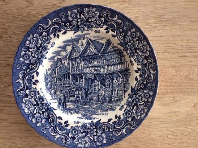 Antieke Royal Tudor Ware Borden, Antiek en Kunst, Antiek | Schalen, Ophalen of Verzenden