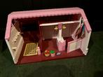 Sint Kerst cadeau paardenstal poppenhuis + licht + schutting, Ophalen of Verzenden, Zo goed als nieuw, Poppenhuis