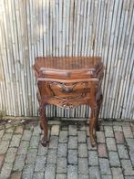 Antiek - Nachtkastje - Frans kastje - Barok stijl - 2 Lades, Ophalen, Gebruikt, 55 tot 70 cm, 45 tot 65 cm