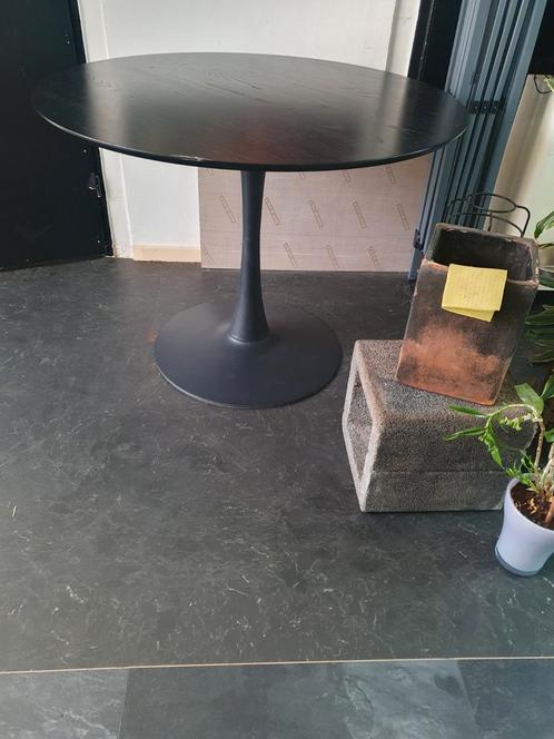 Zwarte Ronde Tafel met Tulip Voet, Huis en Inrichting, Tafels | Eettafels, Gebruikt, 100 tot 150 cm, 100 tot 150 cm, Vier personen