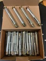 20x Kozijnpluggen 10 x 72 met metalen huls NIEUW in doos, Ophalen of Verzenden, Nieuw, Materiaal