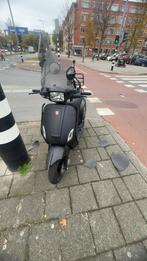 scooter, Fietsen en Brommers, Snorfietsen en Snorscooters, Ophalen of Verzenden, Zo goed als nieuw, Benzine, Overige merken