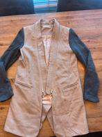Nikkie jas blazer maat 36 beige antraciet halflang, Kleding | Dames, Beige, Ophalen of Verzenden, Zo goed als nieuw, Nikkie