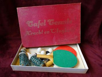 Vintage tafeltennis pingpong set (batjes, netje, balletje) beschikbaar voor biedingen