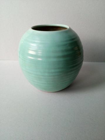 Oude Sphinxvaas. Mintgroen/Turquoise. Wim Visser. beschikbaar voor biedingen