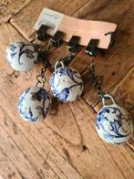 Aardewerk tafelkleed gewichtjes in wit/blauw., Ophalen of Verzenden, Zo goed als nieuw, 17 tot 18, Dame