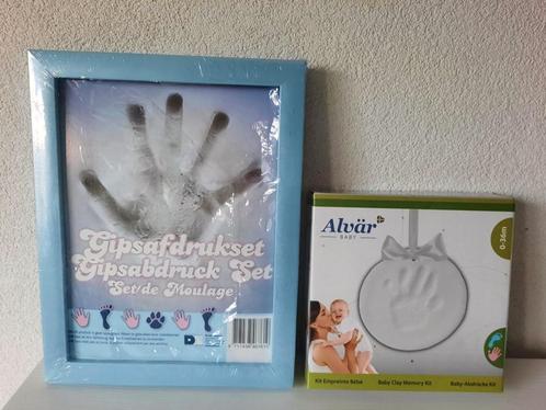 Baby Gipsafdrukset Hand- Voetafdruk 2 stuks, Kinderen en Baby's, Kraamcadeaus en Geboorteborden, Zo goed als nieuw, Kraamcadeau
