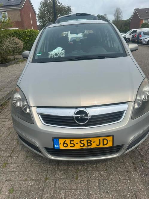 Opel Zafira 1.8 2005 Grijs, Auto's, Opel, Bedrijf, Zafira, Benzine, C, MPV, Handgeschakeld, Origineel Nederlands, Zilver of Grijs