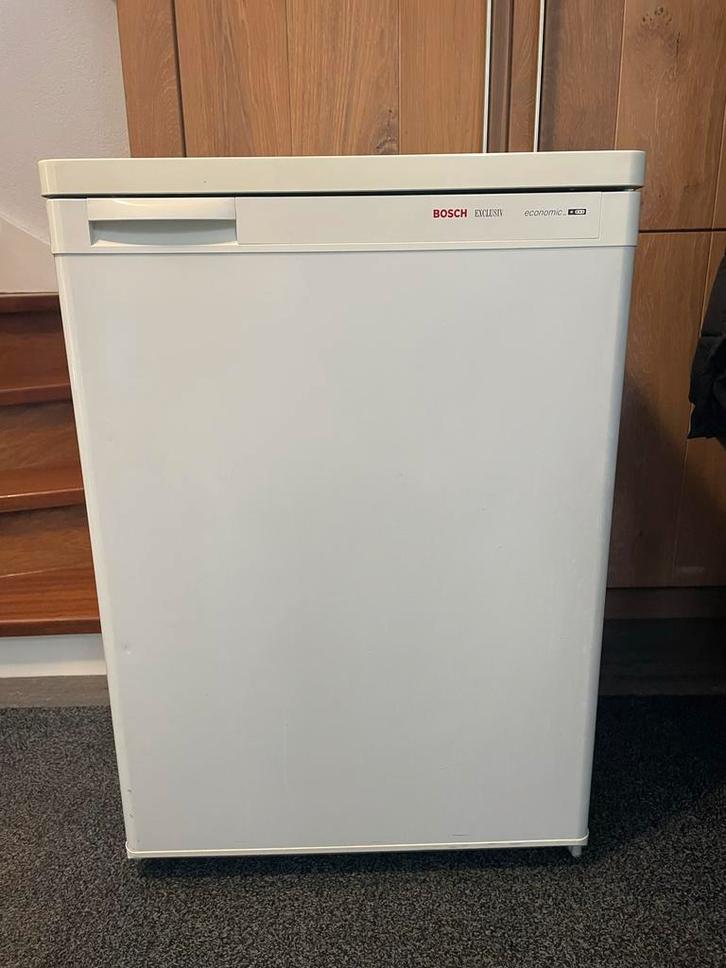 Bosch vriezer - 4 laden - werkt goed schoon heel maten fotoo, Witgoed en Apparatuur, Vriezers en Diepvrieskisten, Gebruikt, Vrijstaand