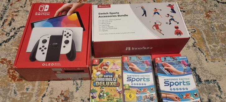 Nintendo Switch OLED + Sports Accessoires + Super Mario, Spelcomputers en Games, Games | Nintendo Switch, Zo goed als nieuw, Platform
