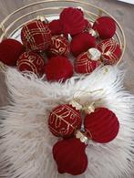 12 BORDEAUX-ROOD/GOUD FLUWEEL KERSTBALLEN PLASTIC NU 6EURO Z, Diversen, Kerst, Ophalen of Verzenden, Zo goed als nieuw