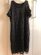 Kanten jurk open schouders – maat M, Kleding | Dames, Jurken, Maat 38/40 (M), Zwart, Ophalen of Verzenden, Zo goed als nieuw
