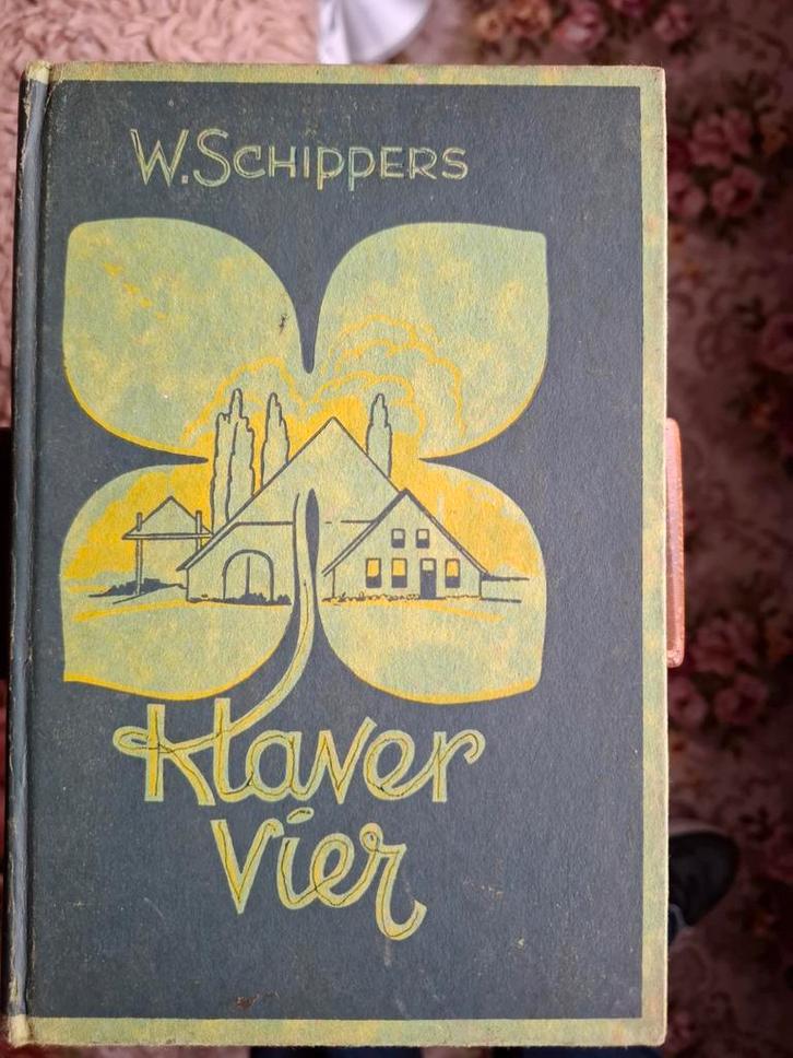 Klaver Vier van W. Schippers - Vintage Boek, Boeken, Historische romans, Gelezen, Ophalen of Verzenden