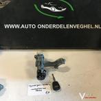 Hyundai Getz 1.3 3drs 2004 Wagennr 2500003 Contactslot met s