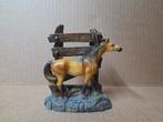 Paardenbeeldje met Houten Omheining, Ophalen of Verzenden