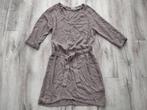 Prachtige bruine jurk van American Vintage, M. Korte mouwen., Maat 38/40 (M), Bruin, Onb, Ophalen of Verzenden