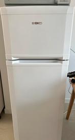 BEKO koelkast met vriezer, Witgoed en Apparatuur, Koelkasten en IJskasten, Ophalen, Gebruikt, 200 liter of meer, Met aparte vriezer
