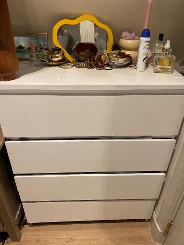 Ikea malm ladekast 4 lades - afbeelding 1