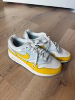 Nike Air Max 1 Yellow On Tour - Maat 36.5, Kleding | Dames, Schoenen, Ophalen of Verzenden, Zo goed als nieuw, Geel, Sneakers of Gympen