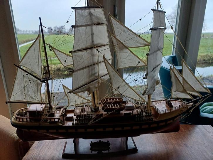 Prachtig model van de Le Belem, 3-master uit 1895, Hobby en Vrije tijd, Modelbouw | Boten en Schepen, Zo goed als nieuw, 1:50 tot 1:200