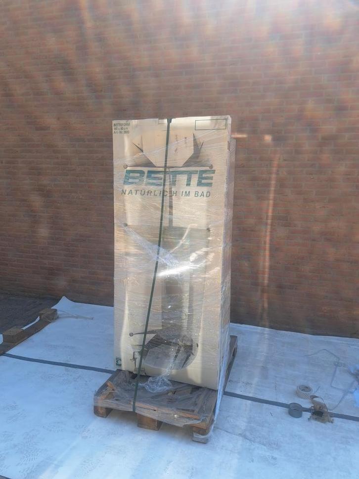 Nieuwe Betteform Baden(C1,2), Doe-het-zelf en Verbouw, Sanitair, Nieuw, Bad, Ophalen