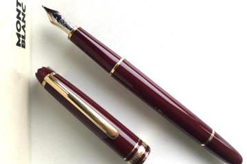 Montblanc Vulpen Meisterstück 144 Bordeaux Rouge (M)  beschikbaar voor biedingen