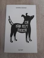 Een Hond Helpt Iedereen - Over HULPHONDEN - Nieuwstaat!, Boeken, Dieren en Huisdieren, Honden, Ophalen of Verzenden, Zo goed als nieuw