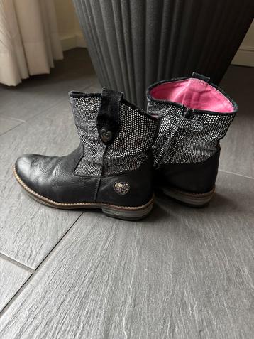Leren laarsjes maat 34 beschikbaar voor biedingen