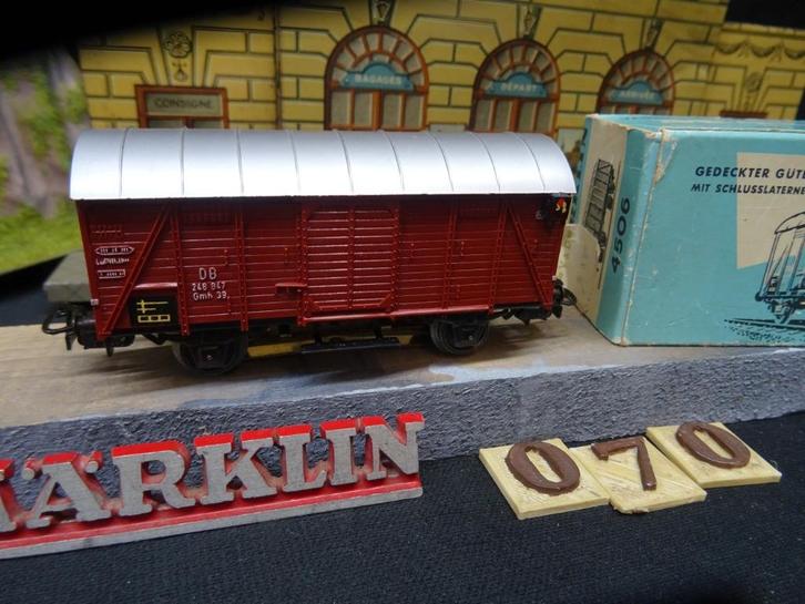 070=Marklin 4506 gesloten wagen.(GS)2710, Hobby en Vrije tijd, Modeltreinen | H0, Zo goed als nieuw, Wagon, Wisselstroom, Märklin