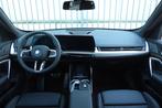 BMW X1 xDrive25e M Sport Auomaat / Panoramadak / Trekhaak /, Elektrische stoelverstelling, Zwart, Leder, Bedrijf