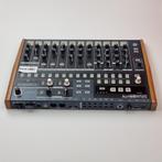 Arturia Drumbrute Analog Drum Machine | Nette staat, Muziek en Instrumenten, Drumcomputers, Arturia, Zo goed als nieuw, Support@arturia.com