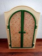 Poppenhuis kledingkast geel met groen vintage Sindy / Barbie, Verzamelen, Poppenhuizen en Toebehoren, Ophalen of Verzenden, Gebruikt