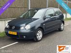 Volkswagen Polo 1.4-16V Comfortline AUTOMAAT/NAP/AIRCO/1E EI, Gebruikt, Bedrijf, 39 €/maand, 500 kg