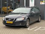 Volvo V70 2.0D /NAVI/LEDER/TREKHAAK/NAP!, Auto's, Volvo, Euro 5, 136 pk, Gebruikt, Blauw