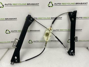 Raammechanisme Rechts Volkswagen Scirocco 3 ORIG 1K8837462G beschikbaar voor biedingen