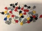 Lego plaat aangepast 2x2 met trekhaak diverse kleuren (1), Ophalen of Verzenden, Gebruikt, Losse stenen, Lego