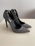 Balenciaga Pumps 37,5, Pumps, Ophalen of Verzenden, Zo goed als nieuw, Grijs